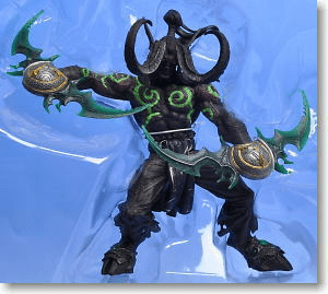 Иллидан: ILLIDAN STORMRAGE  Demon form Deluxe Collector Figure 