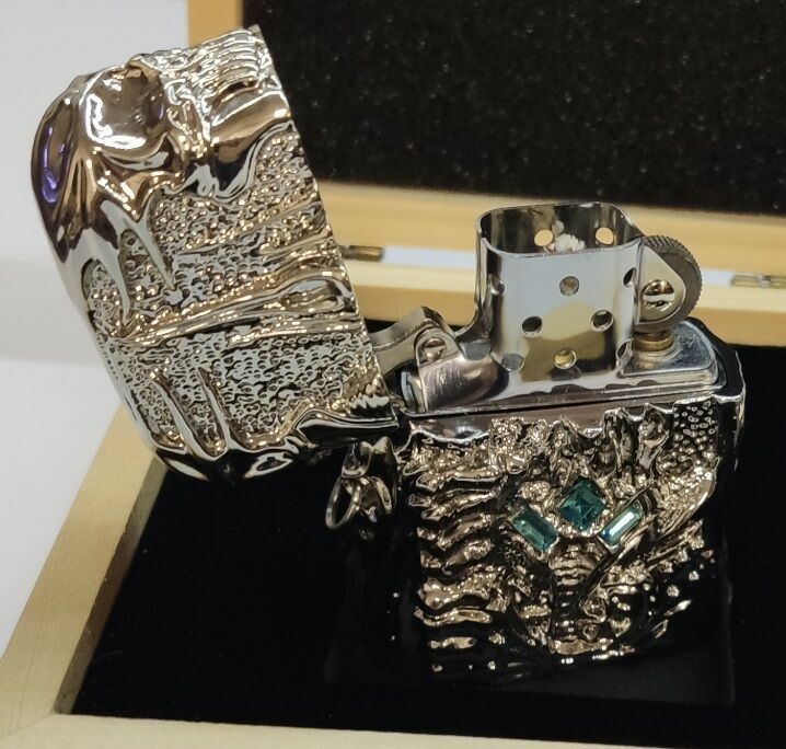 Запальничка WORLD OF WARCRAFT The lich king Lighter (silver) + подарункова коробка з дерева 