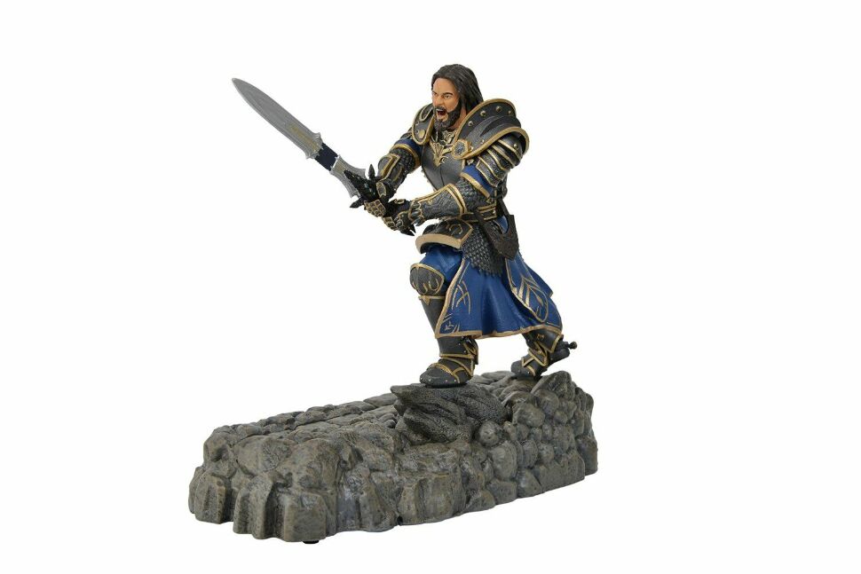 Зарядна станція статуетка Warcraft - Lothar Statue Phone Charging Dock 