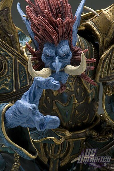 WORLD OF WARCRAFT: SERIES 2: TROLL PRIEST: ZABRA HEXX COLLECTOR FIGURE 