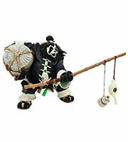 WORLD OF WARCRAFT: Pandaren Brewmaster Deluxe Action Figure