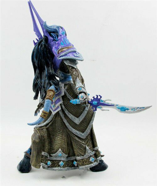 DRANEI MAGE TAMUURA Action Figure 