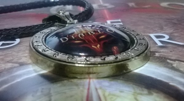 Медальйон Diablo (Метал + скло) 