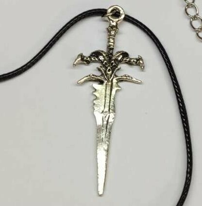 Медальйон World of Warcraft - Frostmourne Фростморн Lich King Metal Weapon 