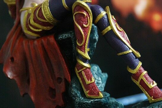 Alextrasza Queen Red Dragon Limited Edition (World of Warcraft  Figure) 
