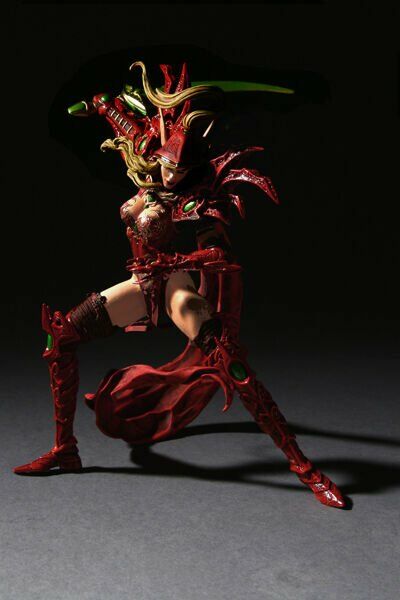 World of Warcraft® Action Figure - Blood Elf Rogue -Valeera Sanguinar 