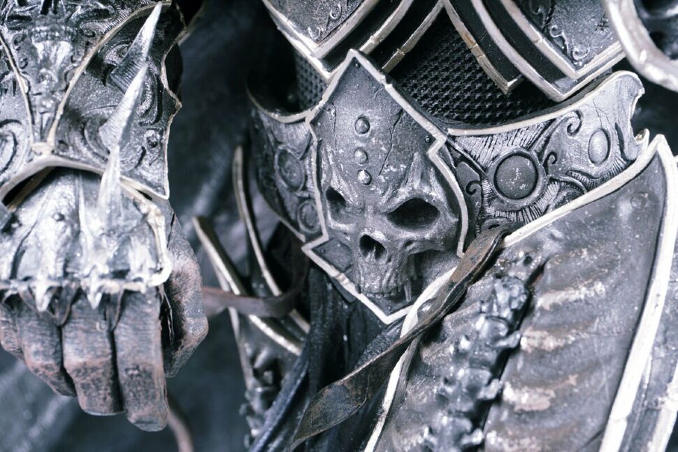 World of Warcraft Arthas Menethil the Lich King Polystone Statue Sideshow 